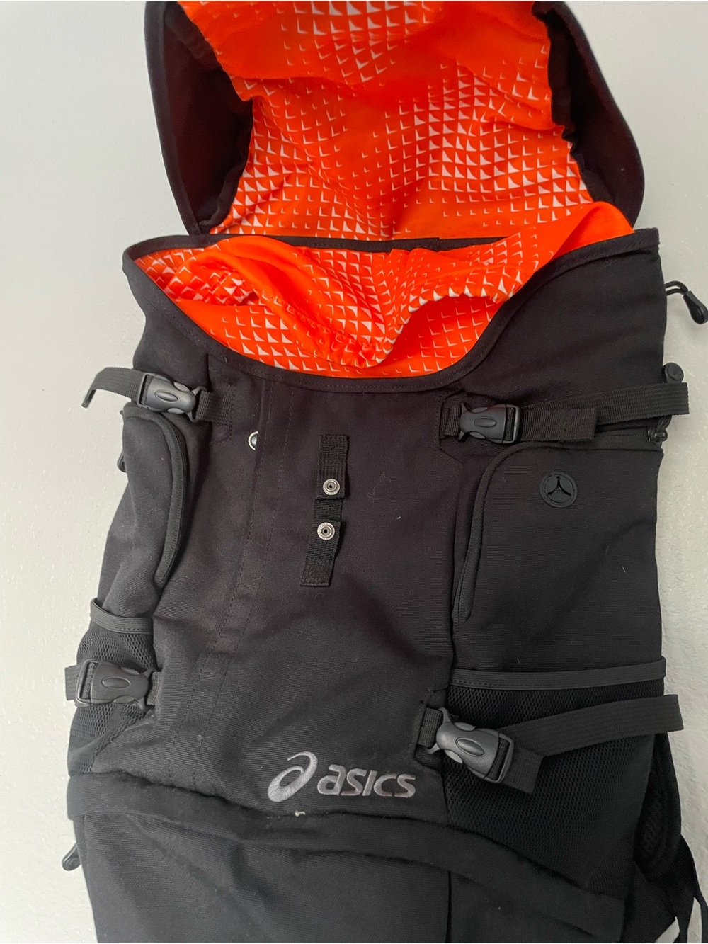 ASICS Black "Stop at Never" Hiking Backpack Vintage Model ZR1945